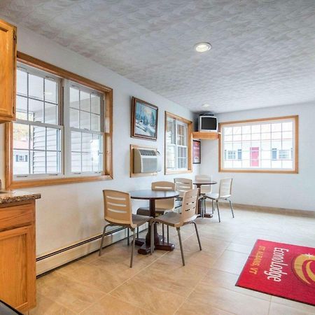 Econo Lodge Saint Albans Extérieur photo