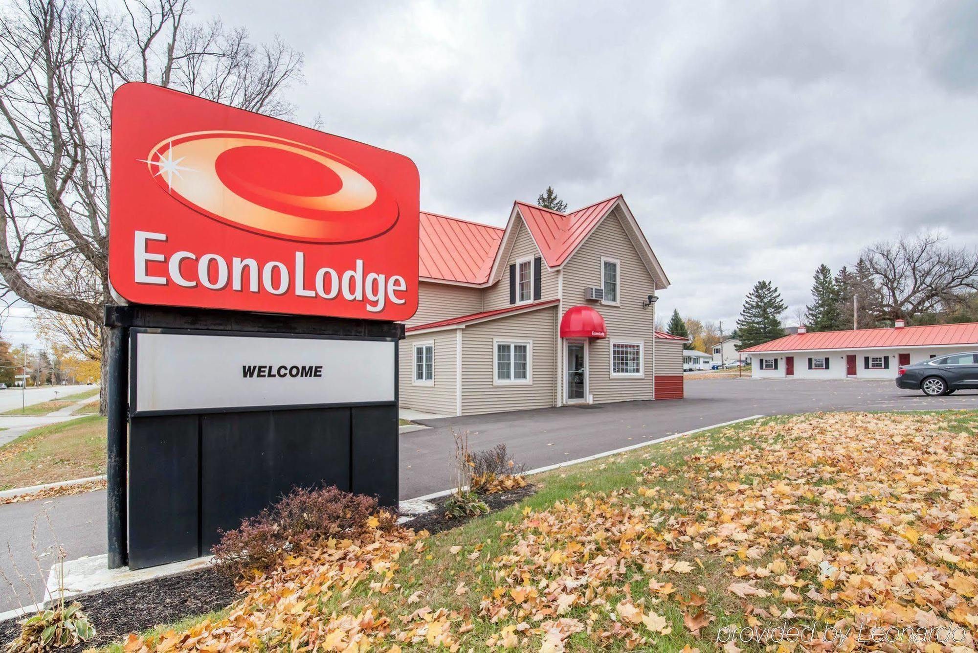 Econo Lodge Saint Albans Extérieur photo