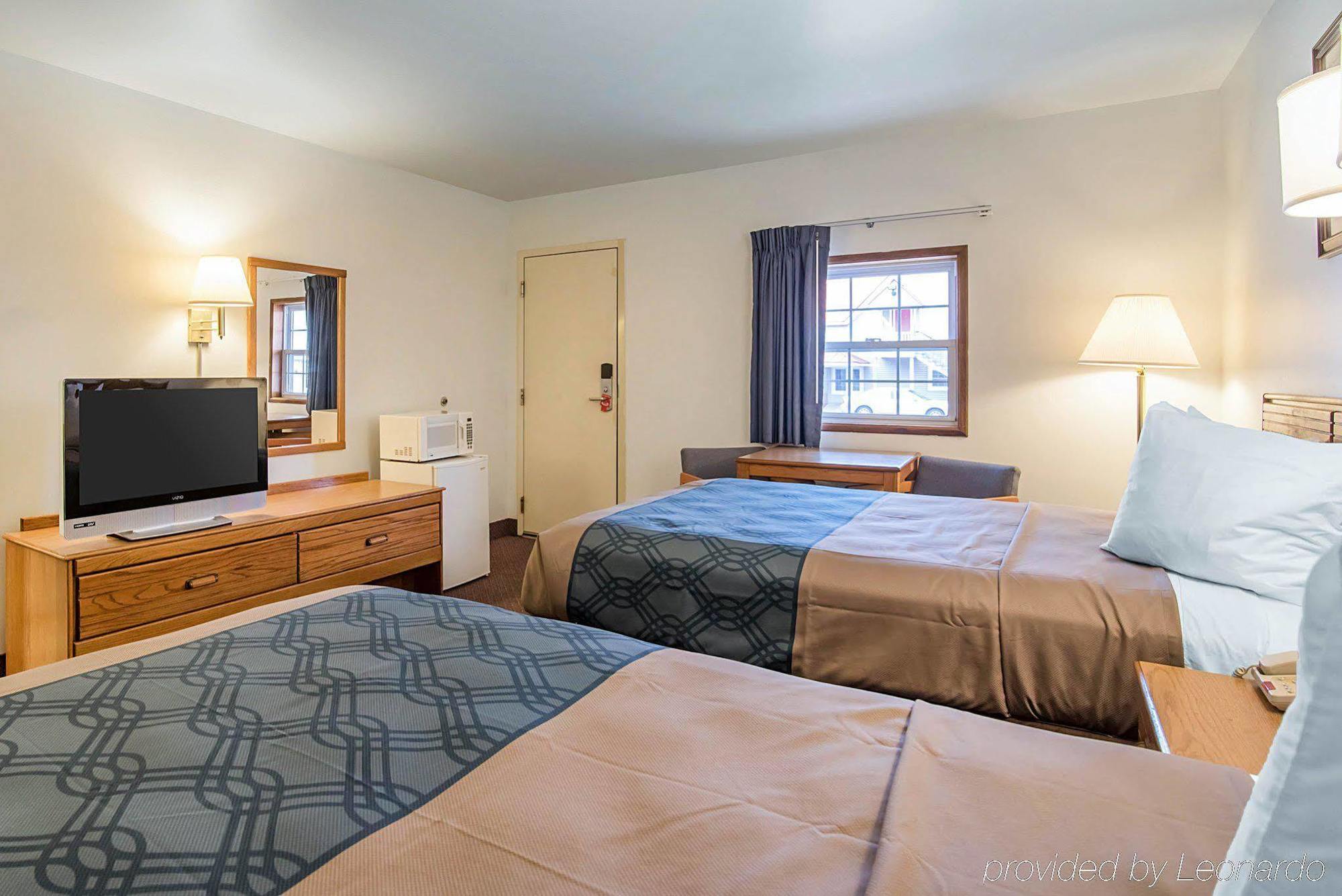 Econo Lodge Saint Albans Extérieur photo