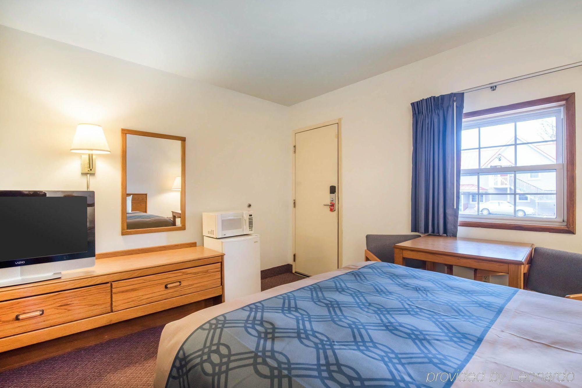 Econo Lodge Saint Albans Extérieur photo