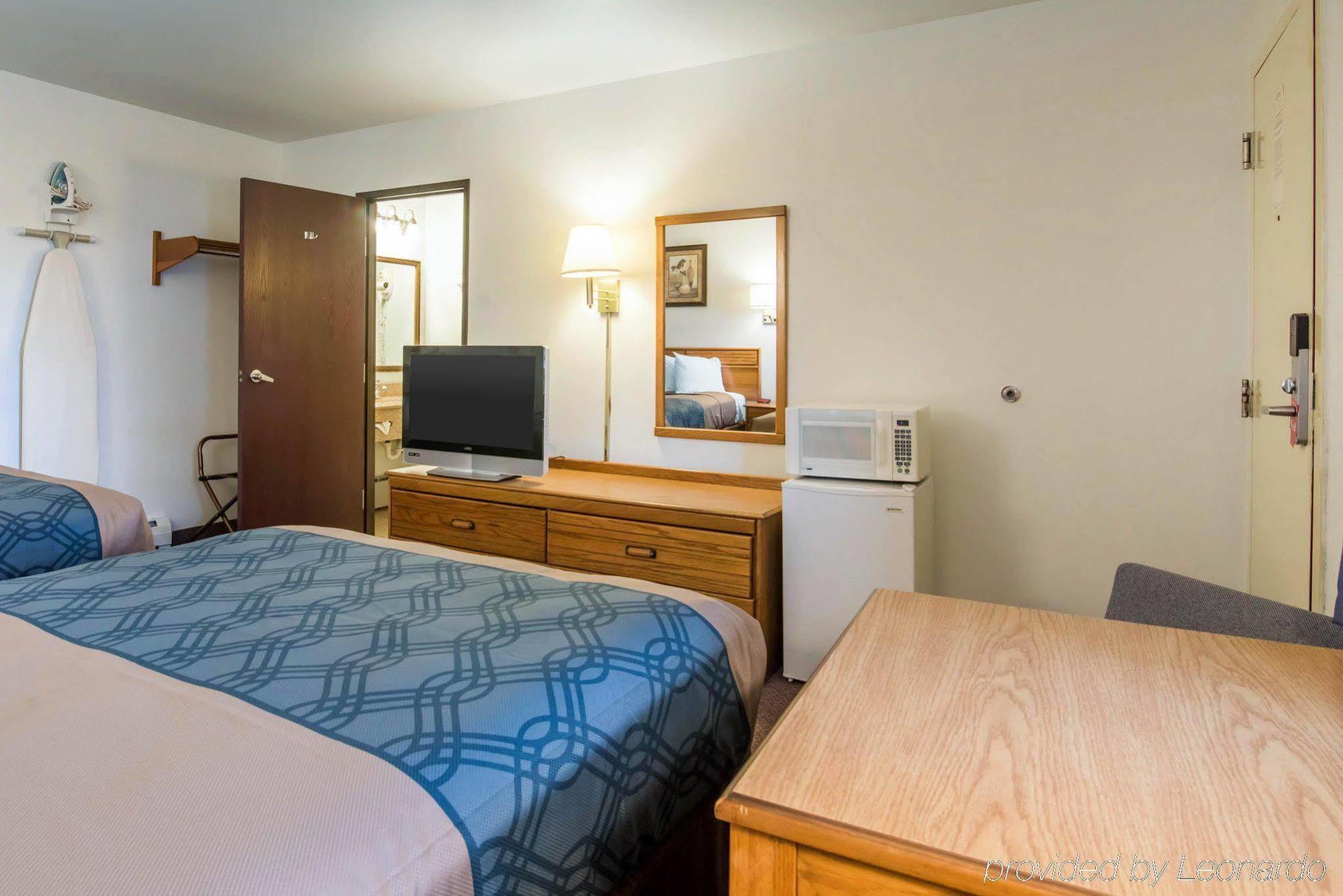 Econo Lodge Saint Albans Extérieur photo