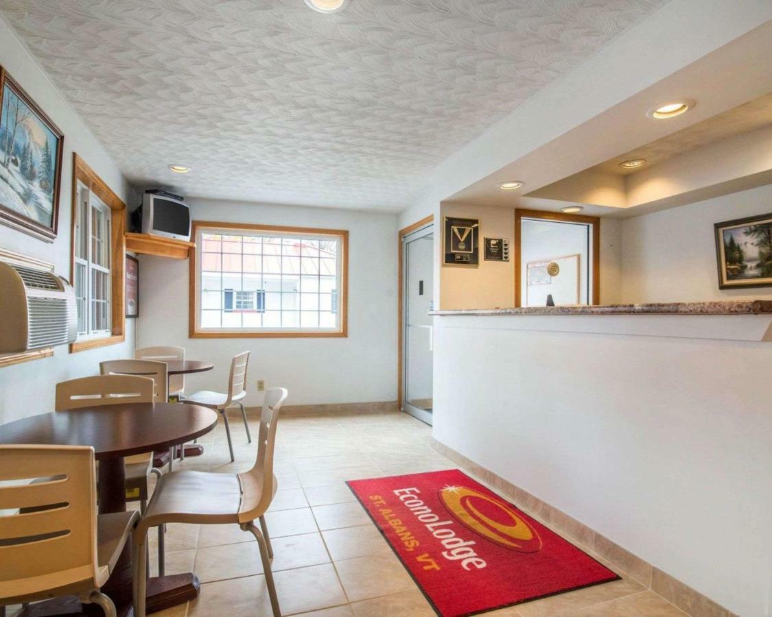 Econo Lodge Saint Albans Extérieur photo