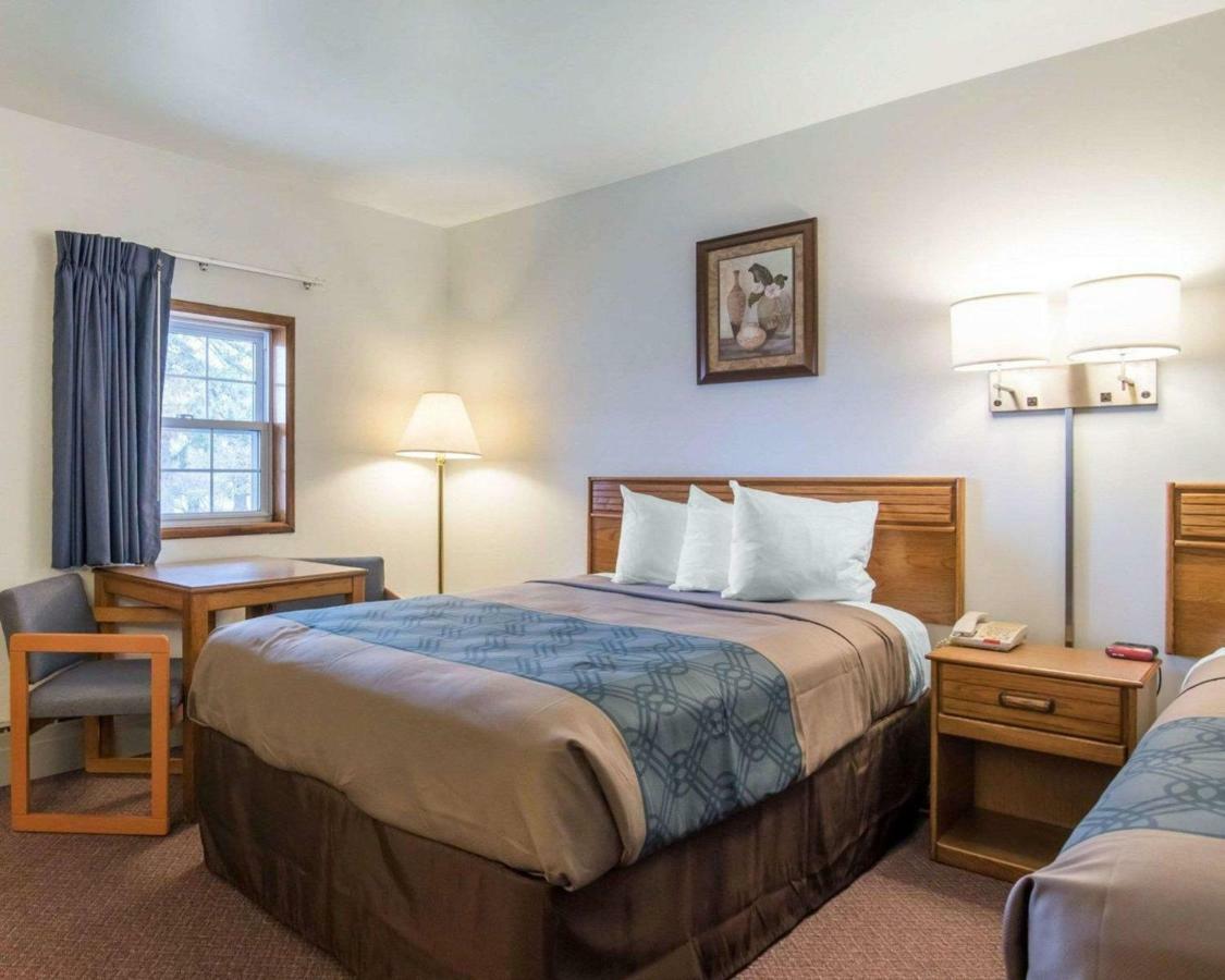 Econo Lodge Saint Albans Extérieur photo